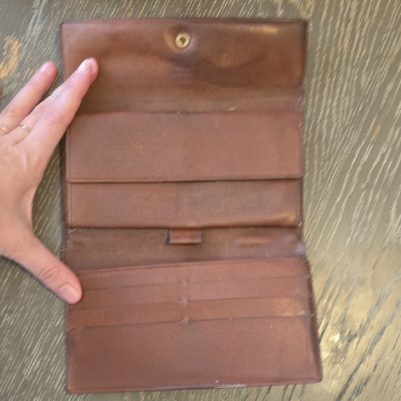 Louis Vuitton Monogram Canvas Wallet in Brown and Gold - Picture 3 of 11